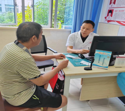 守护生命防线，抗击隐形威胁——走近高世成教授，感染性疾病领域的权威专家