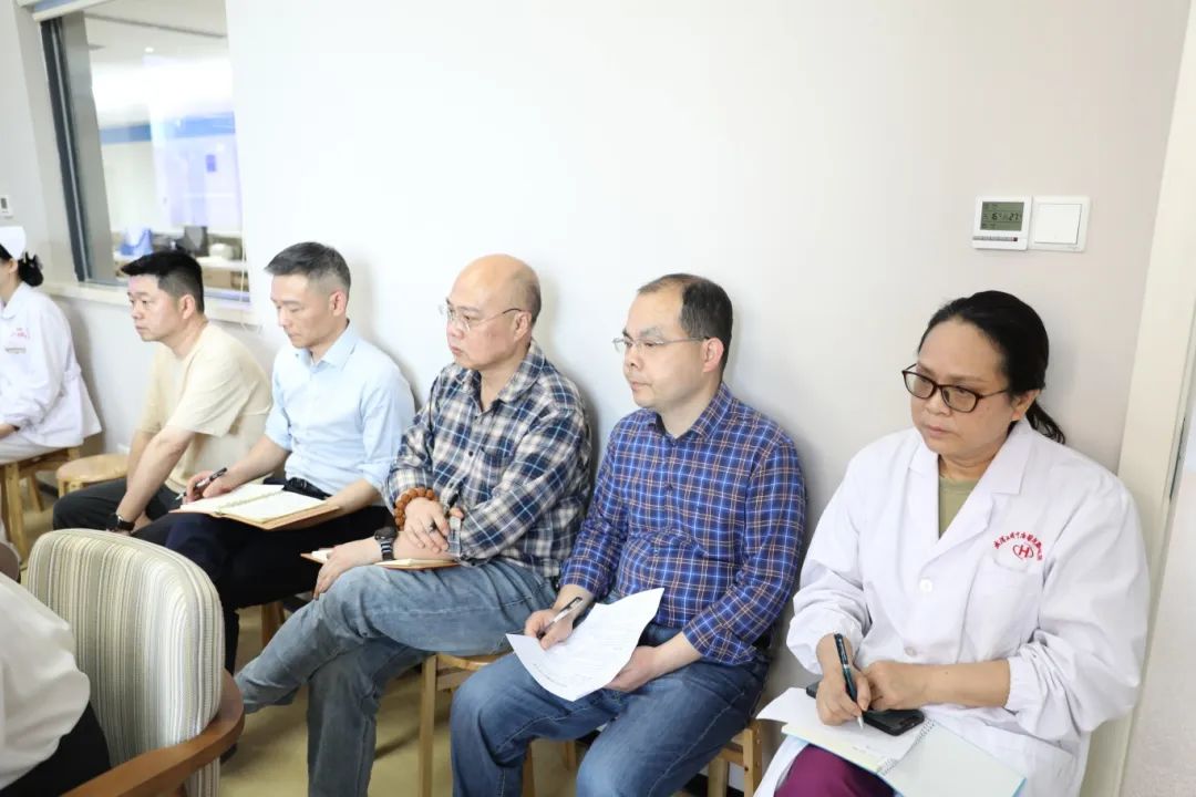 聚焦老年医学，共探发展新篇丨我院召开老年医学科业务发展调研座谈会