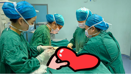 高危产妇险象环生丨我院妇产科“狂飙”一小时护母婴平安
