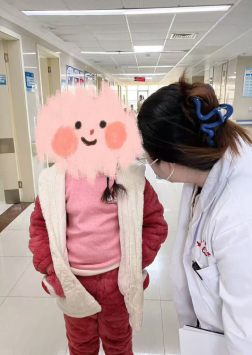 手术室“魔法护理”：让孩子告别恐惧，温暖满格！服务新举措，细微之处暖人心！