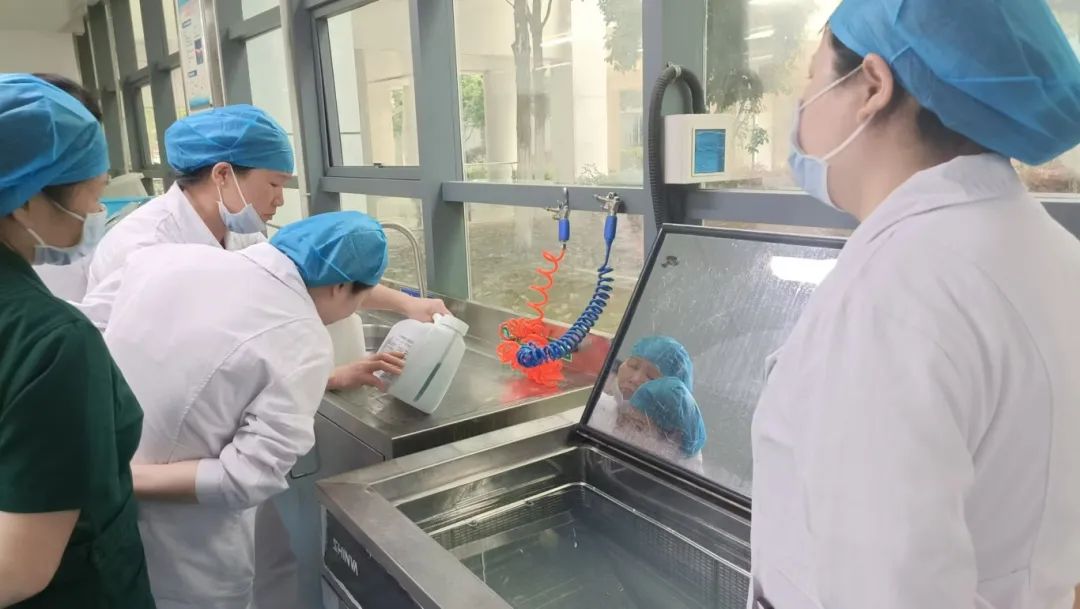 赵玉珍老师：武汉大学中南医院嘉鱼医院供应室的璀璨星辰，光荣退休