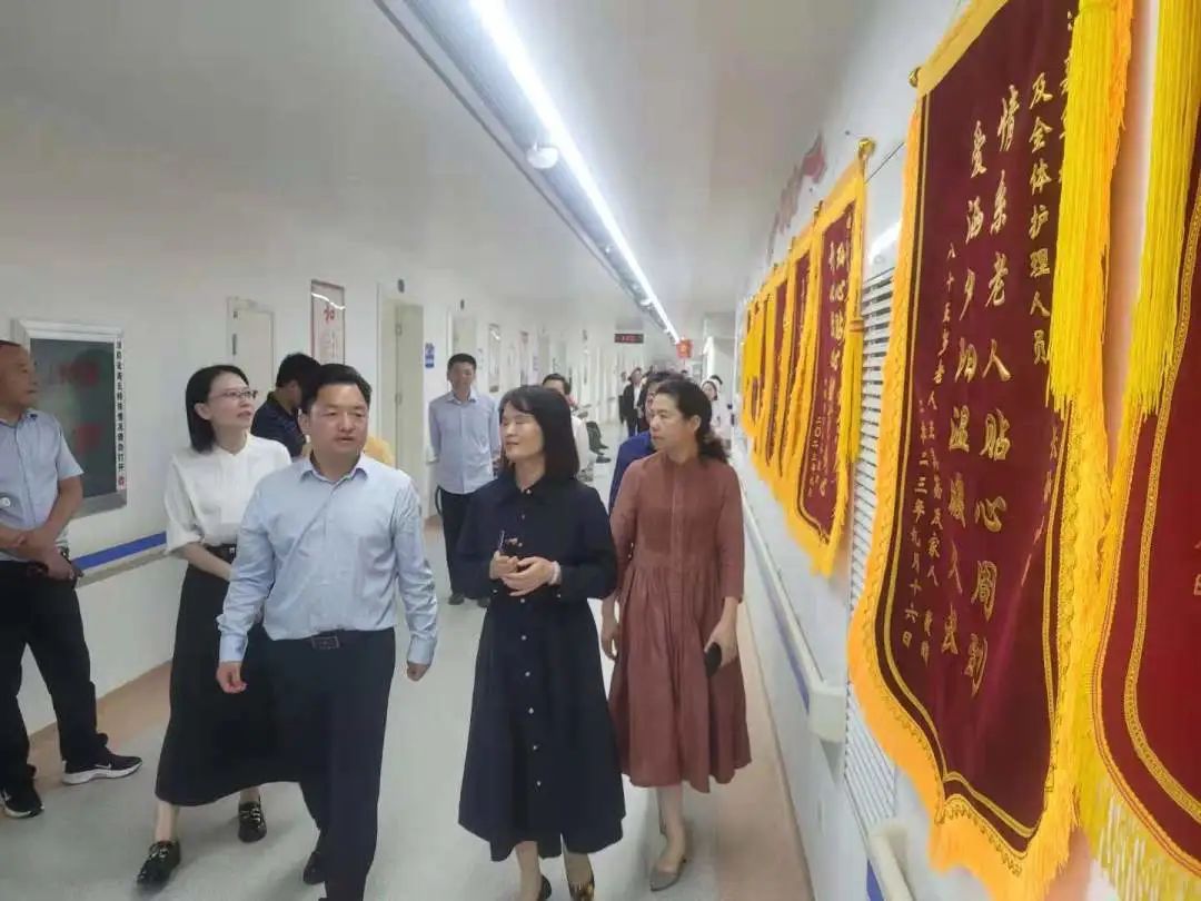 咸安区卫健委来我院实地考察康养中心