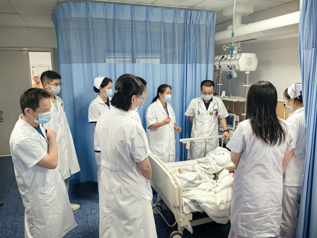 一切为了患者丨神经内科与康复医学科联合查房，助推患者早期康复