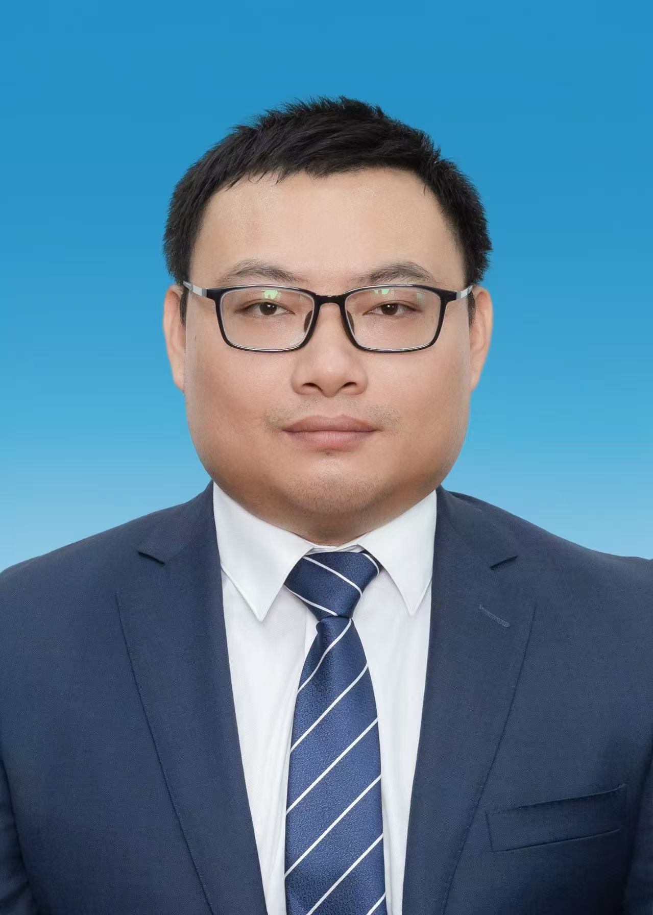 陈明近 陈明近